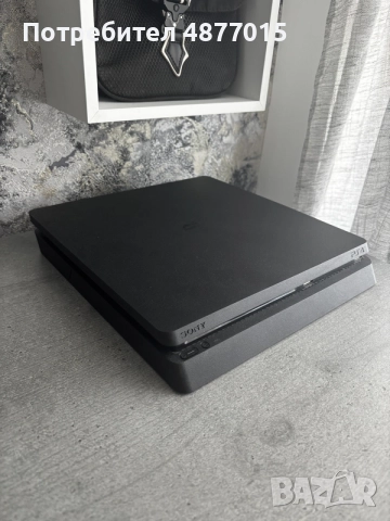 ps4 на една година без никакви проблеми!!