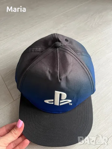 Комплект 4 детски шапки с козирка – PlayStation, Batman, Tommy Hilfiger и Play Epic, снимка 14 - Други - 55407724