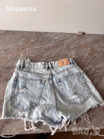 Къси панталони pull&bear, снимка 2 - Къси панталони и бермуди - 54500218