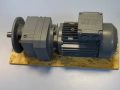 мотор редуктор SEW-EURODRIVE RF37DT80N4 Helical Gear Box Motor 0.75kW, снимка 7