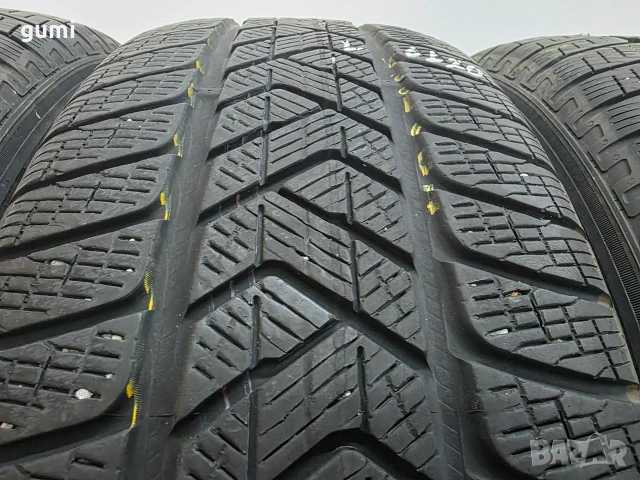 2бр зимни гуми 235/65/18 PIRELLI L06120 , снимка 4 - Гуми и джанти - 55085293