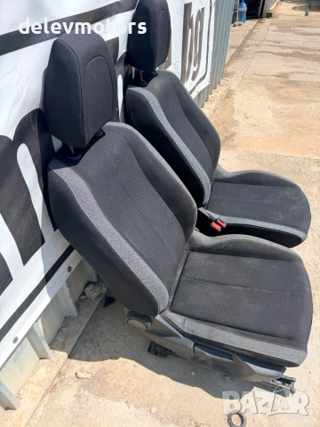 Предни седалки от Peugeot 308 (P5), 1.2 Pure Tech 131 кс., двигател HNS, снимка 6 - Части - 55230729