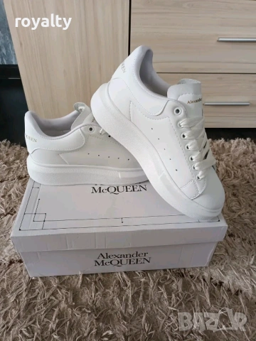 Alexander McQueen Нови Бели Дамски Маратонки с Кутия , снимка 6 - Маратонки - 54486354