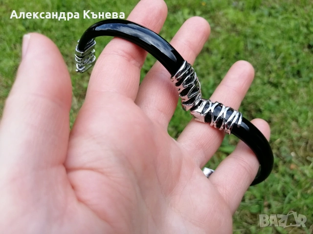 Гривна оникс и сребро, снимка 5 - Гривни - 30018332