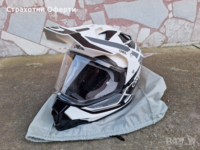 Ендуро каска O'NEAL SIERRA II R white/black/gray v.24 (М 58 см), снимка 4 - Аксесоари и консумативи - 54788445