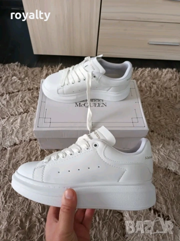 Alexander McQueen Нови Бели Дамски Маратонки с Кутия 