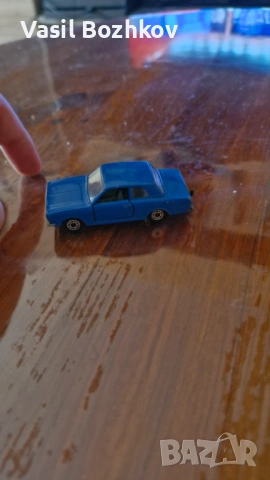 Ford Cortina