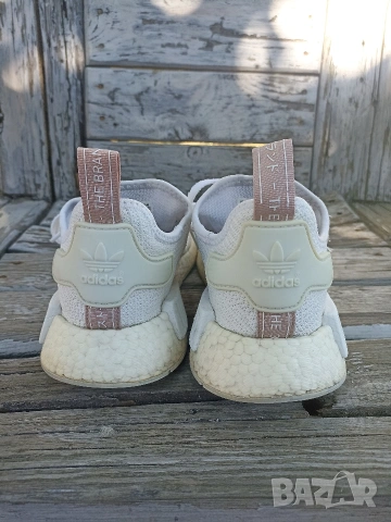 Дамски маратонки Adidas NMD R1, снимка 7 - Маратонки - 55274209