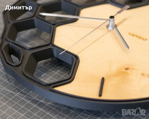 Авторски Стенен Часовник "Клетка", Подарък за мъж, Моторист, Геймър, снимка 2 - Стенни часовници - 55427451