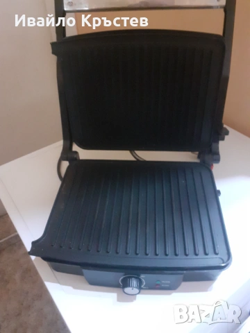 Продавам тостер грил , снимка 2 - Тостери - 54279111