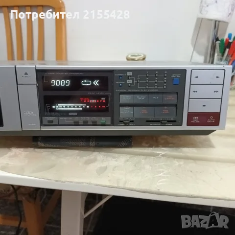 Реверсивен двуглав касетъчен дек Akai GX 66