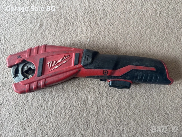 Тръборез Milwaukee акумулаторен без батерия и зарядно, 12 V, 12-28 мм, 360 мм, C12 PC-0