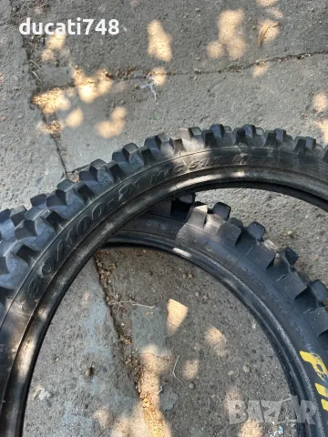 Предна и задна мотокрос гуми - 110/90/19 - 80/100/21 - Pirelli, снимка 3 - Гуми и джанти - 55532646