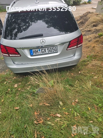 Мерцедес Е 220д, снимка 11 - Автомобили и джипове - 54674073