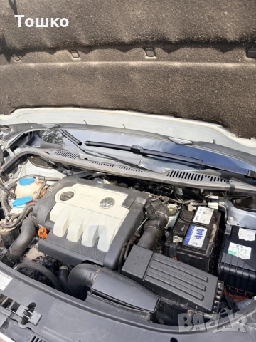 VW Touran 1,9 TDI 90кс климатроник, снимка 3 - Автомобили и джипове - 55267154