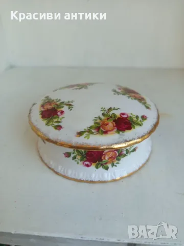 Royal Albert old country rozes бижутерна кутия, снимка 3 - Други ценни предмети - 55501219