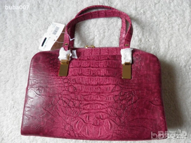 Christian Dior дамска чанта, снимка 2 - Чанти - 54350796