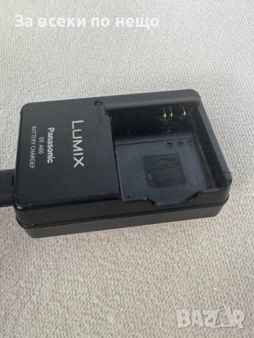 Оригинално зарядно за цифров фотоапарат Panasonic Lumix DE-A60 , за батерии CGA-S009 / DMW-BCF10, снимка 3 - Батерии, зарядни - 54796640