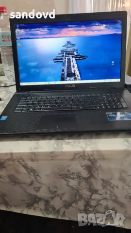 Голям лаптоп ASUS F75A  цена 75 евро.