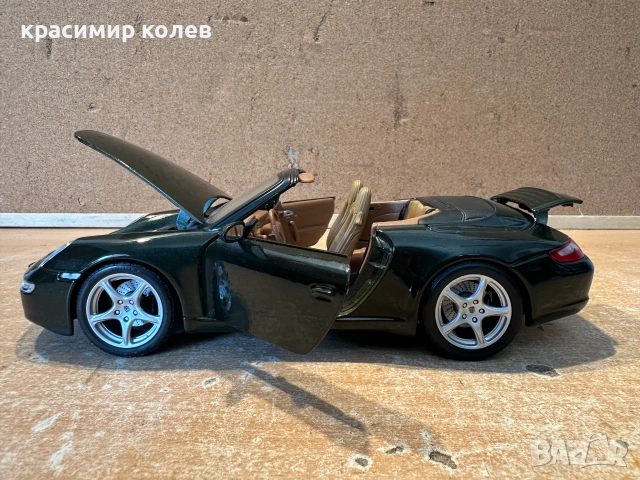 метален модел "PORSCHE 911 Carrera  S Cabriolet"/1:18,Maisto/, снимка 2 - Колекции - 55123042