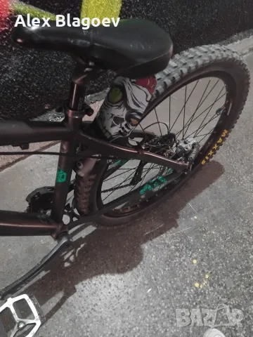 ПродавамDrag C1Comp green 26цола идва с допълнителна външна гума за нея можете да видите на снимките, снимка 5 - Велосипеди - 55666895