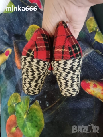 Дамски обувки, снимка 4 - Дамски ежедневни обувки - 53975405