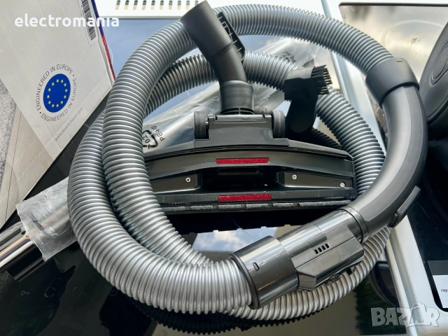 ЧИСТО НОВА!!! прахосмукачка с контейнер Bosch Serie 2 Bagless, снимка 6 - Прахосмукачки - 54511175