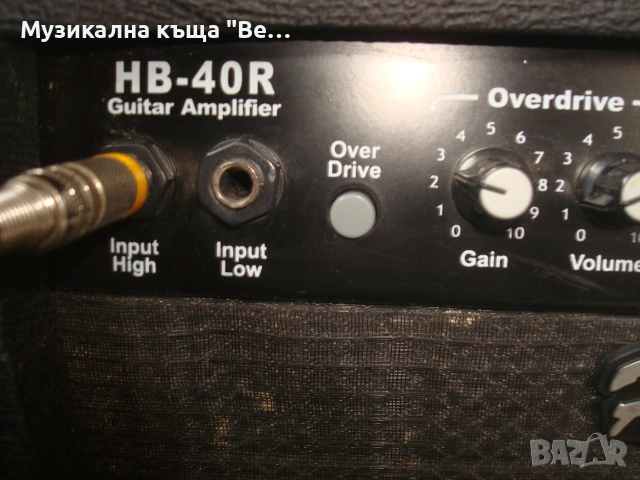 Усилвател за китара Harley Benton HB-40R 40 вата, снимка 6 - Китари - 55283167