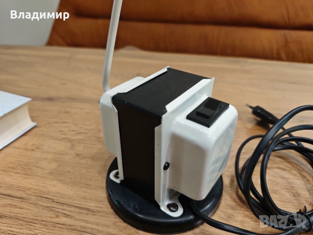 Винтидж настолна лампа Lumina Daphine - италианска дизайнерска класика от Томазо Чимини, снимка 7 - Други ценни предмети - 54376115