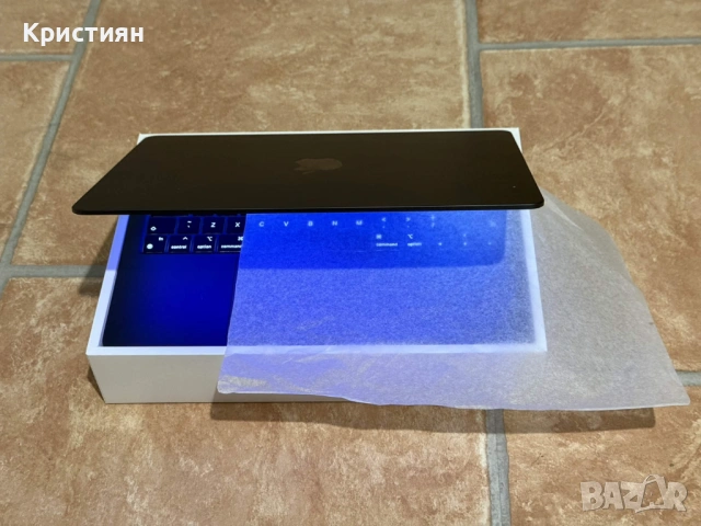 Macbook Air M2 2022, снимка 5 - Лаптопи за работа - 54528973