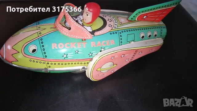 Стара метална тенекиена детска играчка ROCKET RACER в перфектно състояние при движение пукащ звук