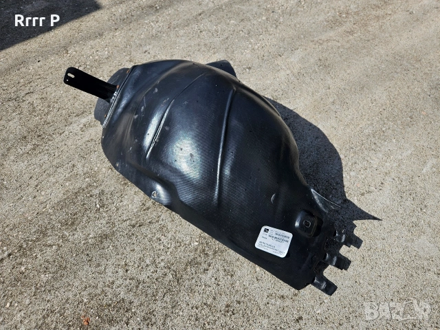 Преден ляв подкалник Astra J - 10€