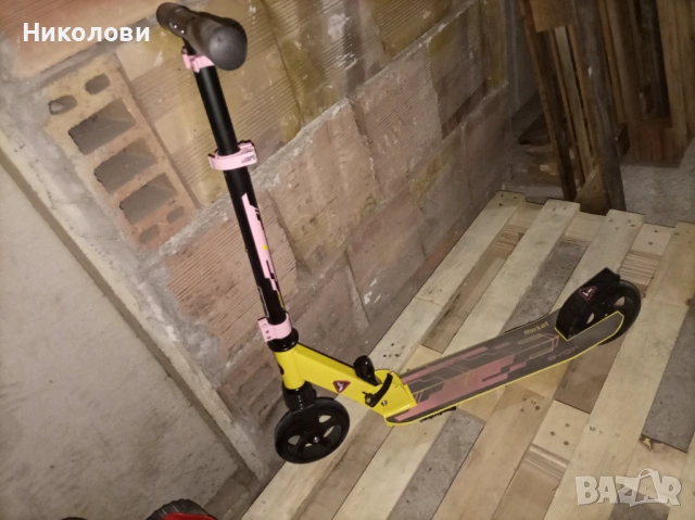 Тротинетка BYOX/ сгъваема  - максимална височина на дръжката 88см 