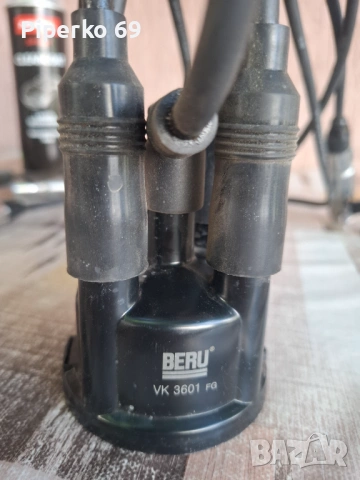 Капачка и палец BERU и запалителни кабели NGK, снимка 2 - Части - 54948086