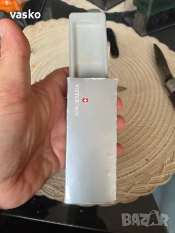 VICTORINOX SWISSCHAMPS-перфектен, снимка 8 - Ножове - 55585497