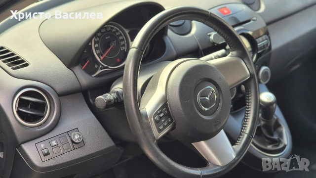 Mazda 2 1.3i газ/бензин 2012, снимка 6 - Автомобили и джипове - 51556625