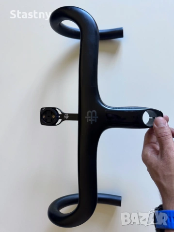 Black inc интегрирано карбоново кормило 400mm-110mm