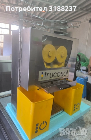 Испанска двойна фреш машина Frucosol, снимка 6 - Обзавеждане за заведение - 54207108