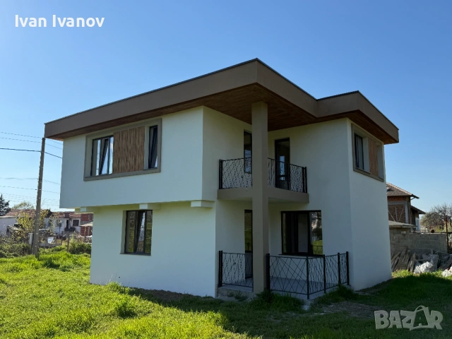 Нова двуетажна къща с панорама в с. Козаново , снимка 2 - Къщи - 54375285