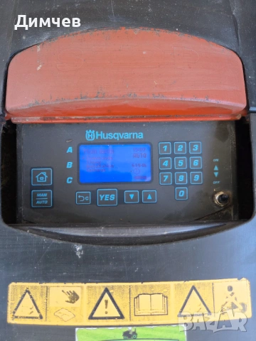 косачки робот Husqvarna 230 ACX, снимка 2 - Градинска техника - 54592888