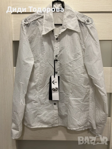 Нова маркова италианска риза KUSS / р-р XL / Бяла на фино черно рае (Made in Italy)!