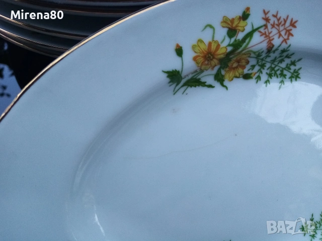 Български сервиз за хранене - 22 части !, снимка 10 - Сервизи - 54963199