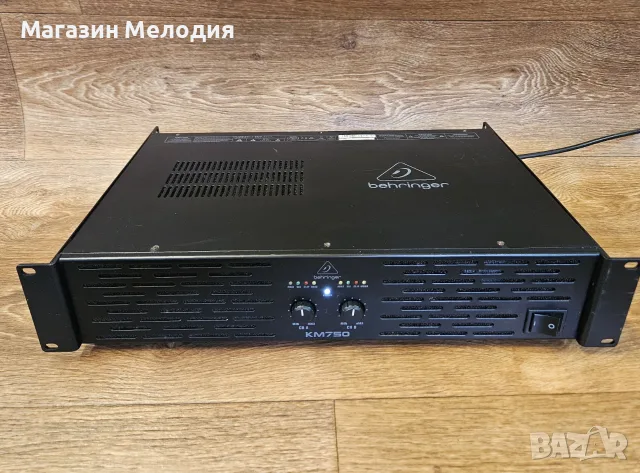 Професионално крайно стъпало Behringer KM750 – Две по 400 вата. 750 W в мостов режим Bridge Mode, снимка 3 - Ресийвъри, усилватели, смесителни пултове - 55351450