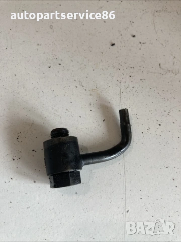 Маслопровод за бутало за Mercedes 817 Om904 Ecopower 1117 4 цилиндъра (1997) , снимка 2 - Части - 53959940