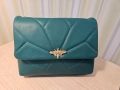 Нова дамска кожена чанта VERA Zeela естествена кожа MADE IN ITALY закопчалка златна Пчела раница, снимка 10