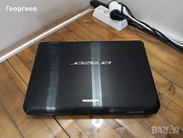 Лаптоп Medion Erazer X7819  i7-3630QM / 17,3", снимка 9 - Лаптопи за игри - 55272291