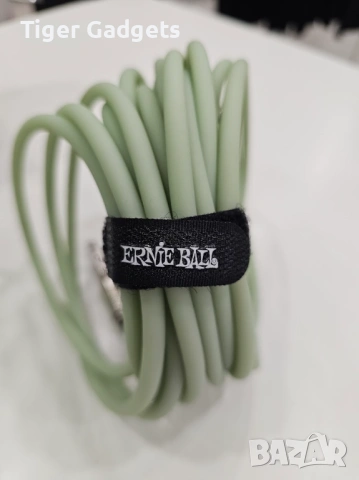 Ernie Ball Flex Instrument Cable 20ft Glow in Dark (P06437) – професионален инструментален кабел 6 м, снимка 3 - Други - 54455121