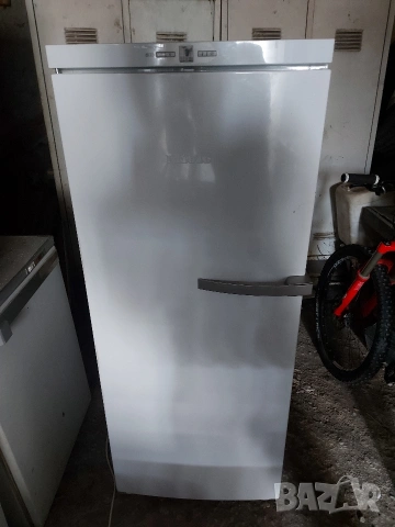Вертикални фризери Liebherr и Miele, снимка 8 - Фризери - 54462883