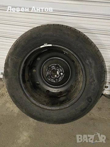 Оригинална резервна гума Субару Форестър, снимка 2 - Гуми и джанти - 54012396