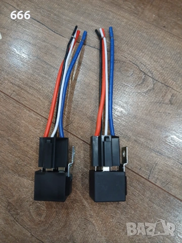 2 броя универсално автомобилно реле JD1912 с работно напрежение 12V и максимален ток 40A., снимка 4 - Аксесоари и консумативи - 54783155